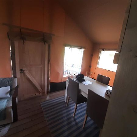 Glamour Glamping At Little Beach Яббеке Екстер'єр фото